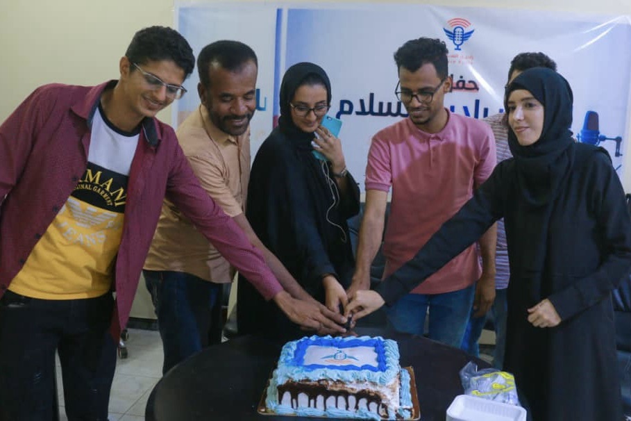 أول راديو متخصص في صحافة&nbsp;السلام!!